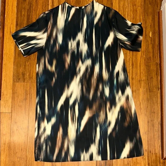 H&M Black and Cream Midi Dress - Picture 1 of 6